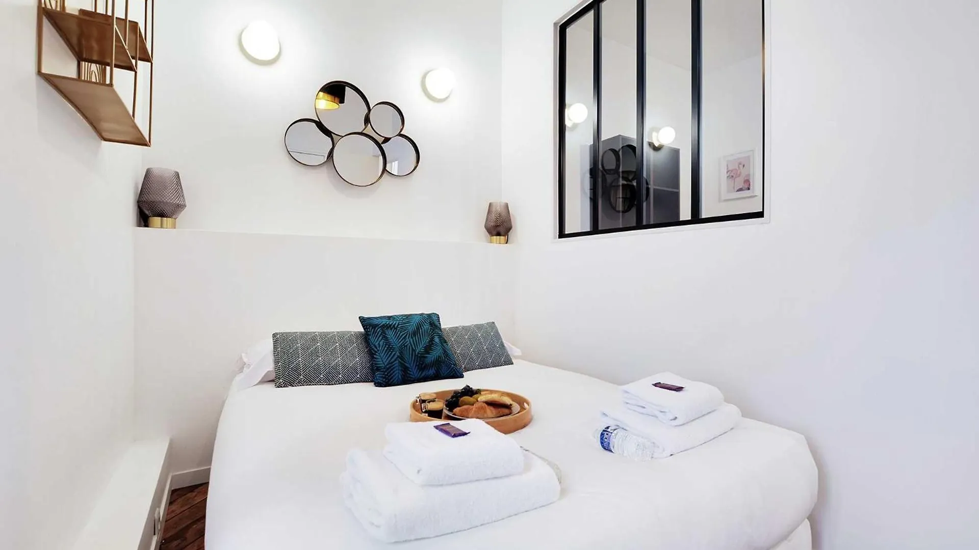 Apartament Chic Parisian Retreat - Alexandre Dumas 2c