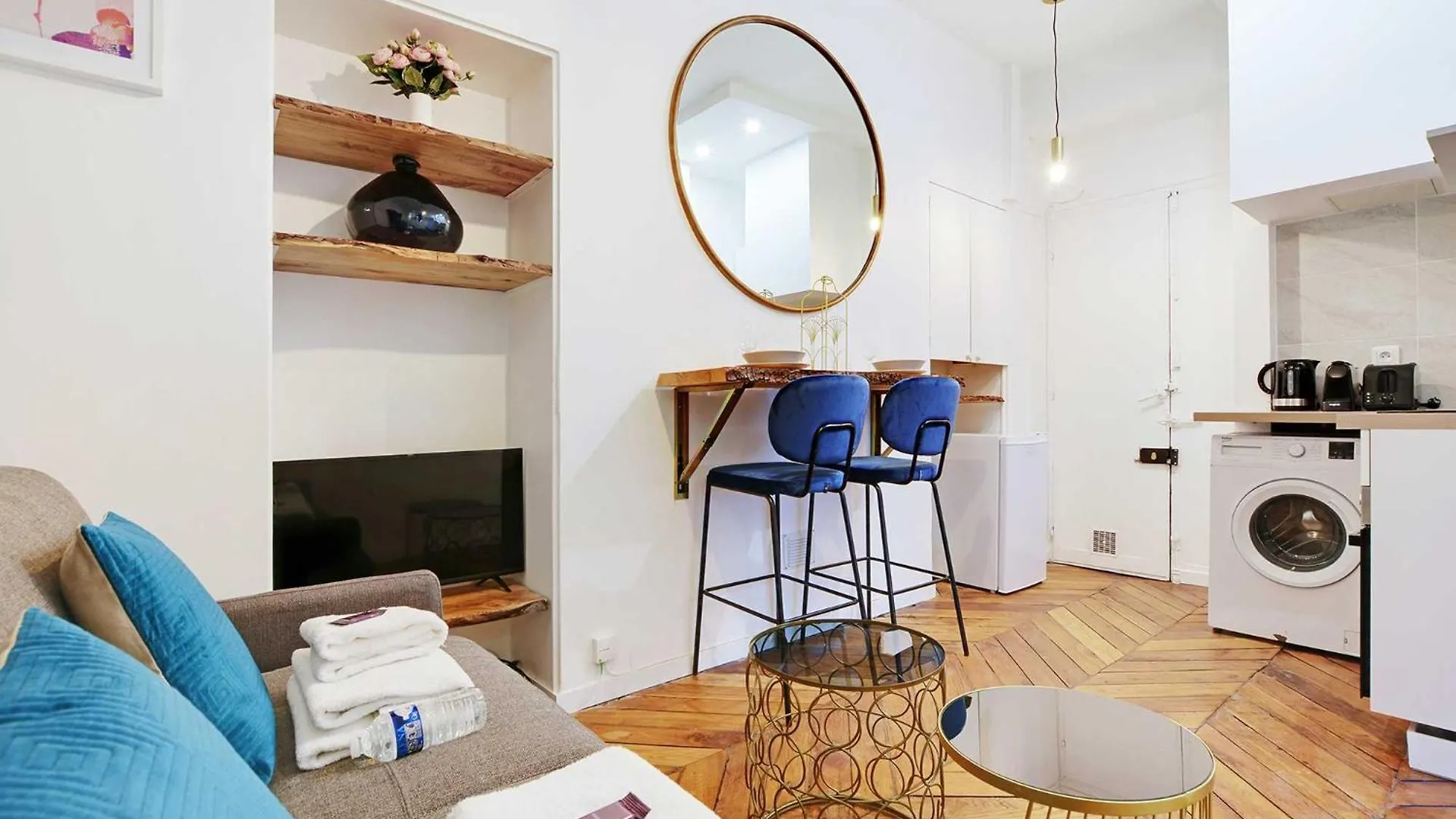 Chic Parisian Retreat - Alexandre Dumas 2c * Paris